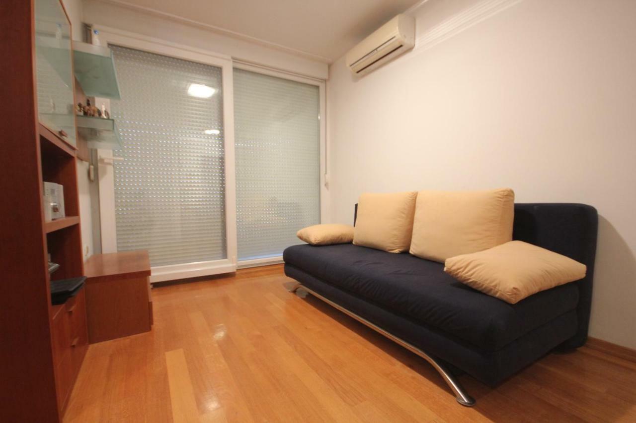 Apartment Karlo Near The Most Beautiful Beach Znjan Split Exteriör bild